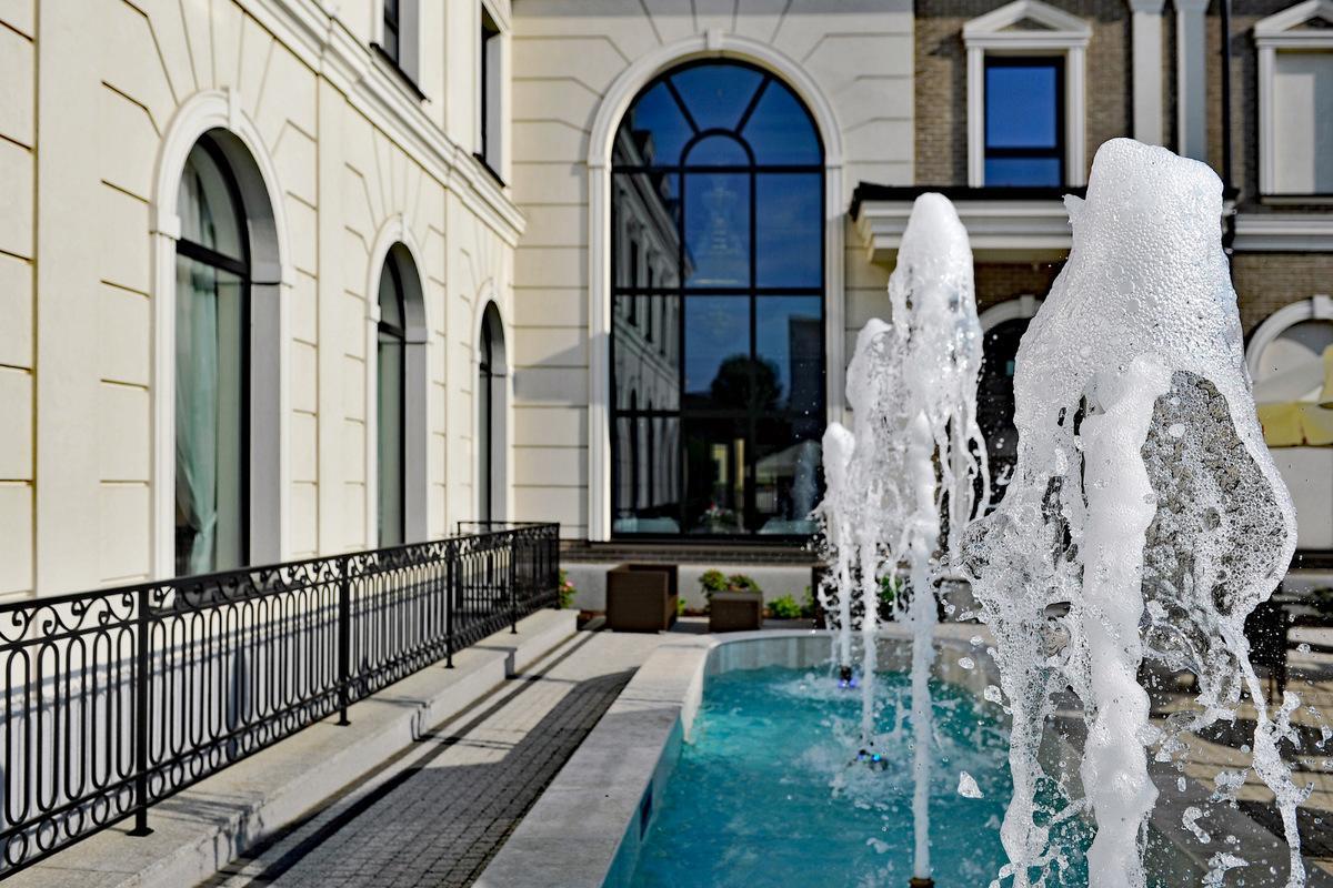 Hotel Mansor Ząbki Buitenkant foto